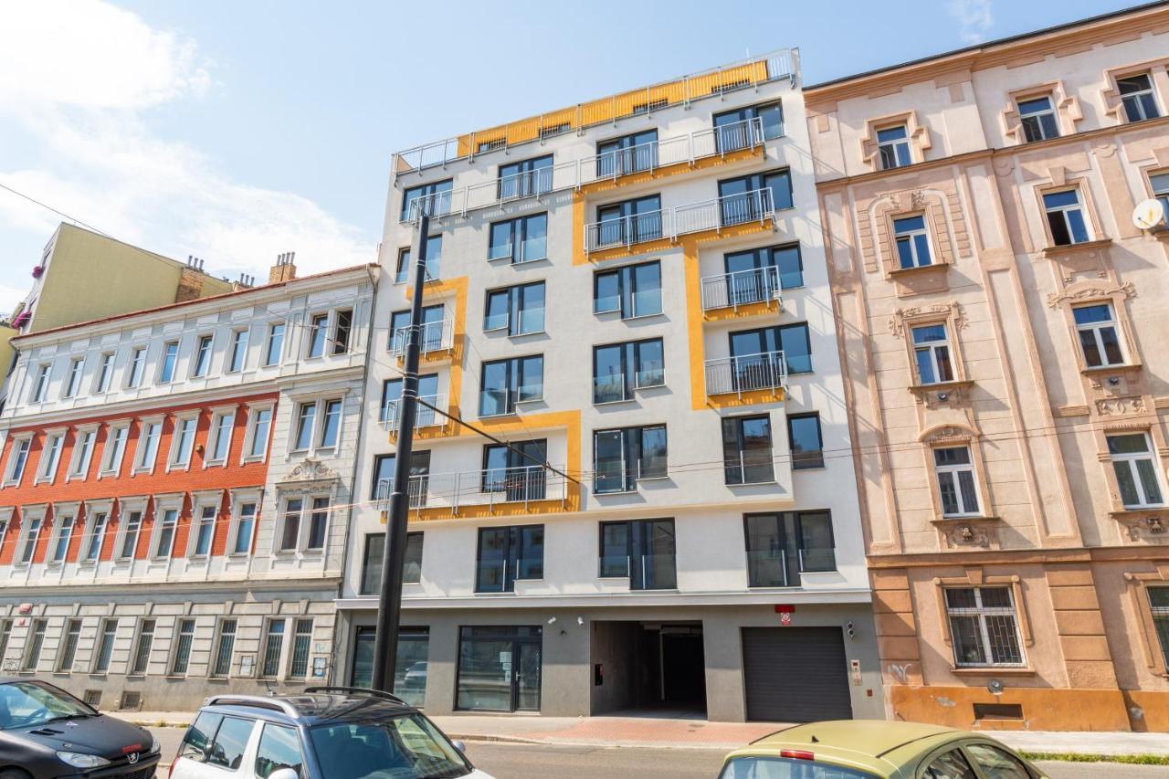 Brand New Studio Apartment #31 In Brand New Building With Free Parking In The Center Prag Dış mekan fotoğraf